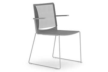 Stackable mesh chairs with arms for conference or waiting areas I Like RE