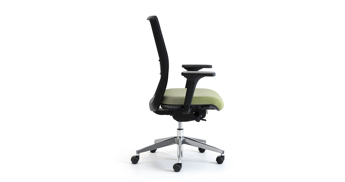 ergonomic-seating-chair-w-mesh-and-arms-wiki-wiki-re-img-07