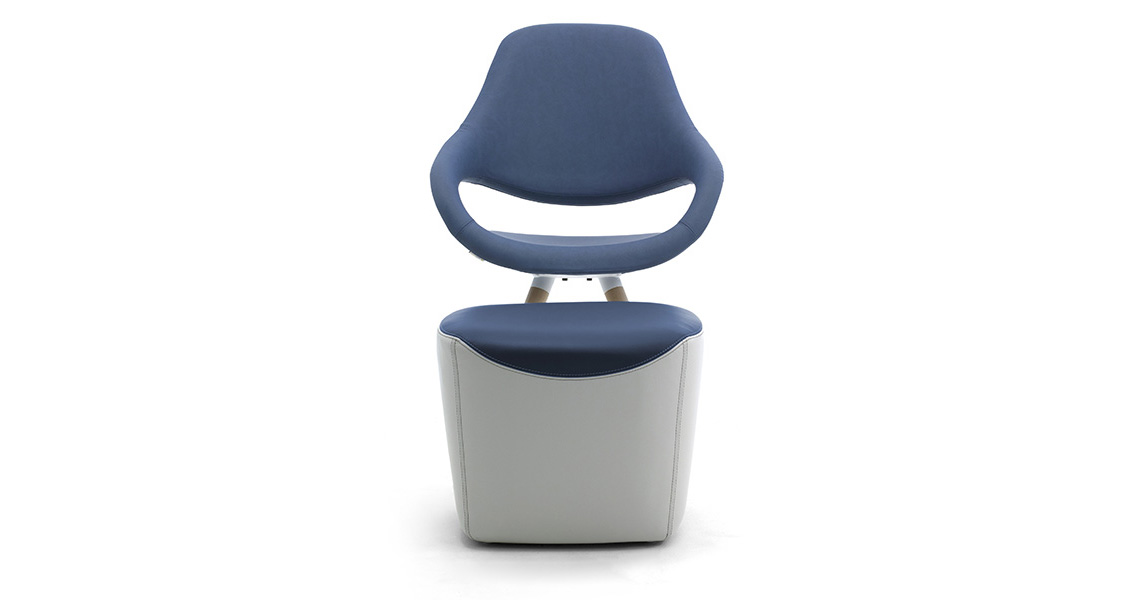 lounge-chair-with-footstool-f-waiting-areas-samba-plus