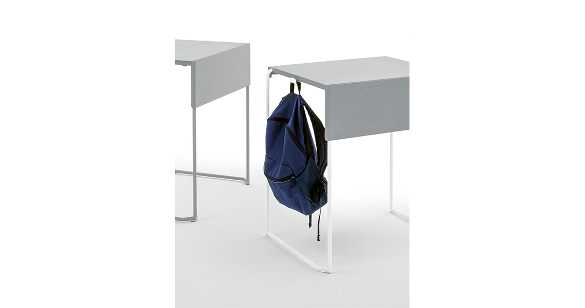 single-seater-classroom-desk-w-bag-holder-snap-edu-img-08