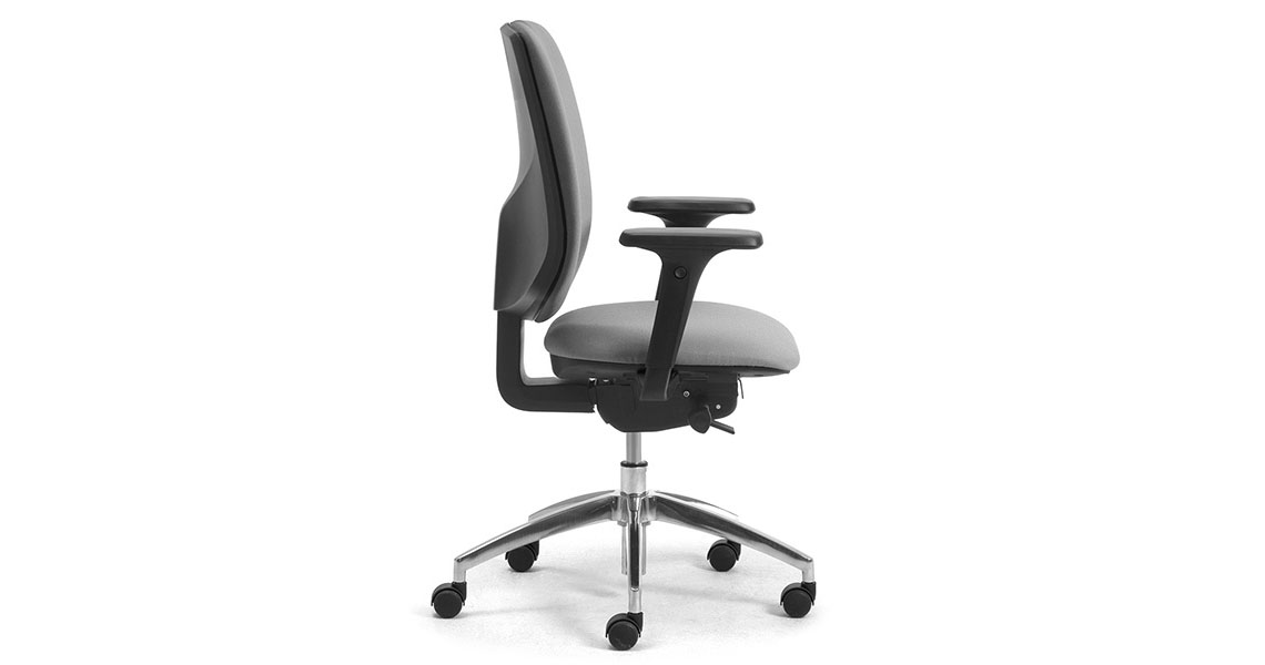 task-office-chair-w-arms-en-1335-type-a-active-img-05